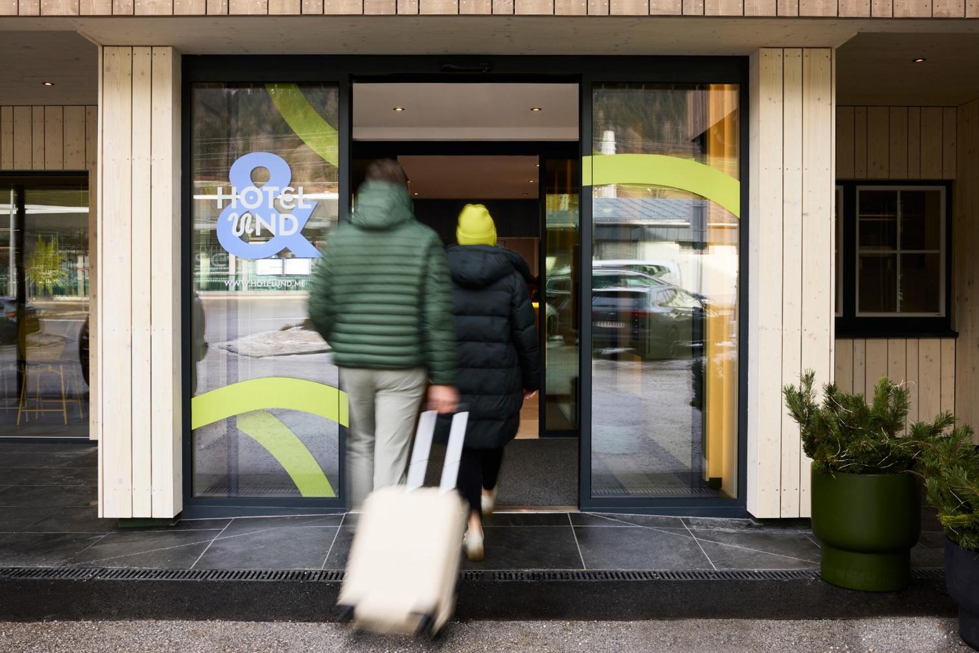 Hotel Und - Smart Alpine Stay Шладминг Екстериор снимка